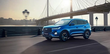 Обзор кроссовера X-CROSS 7